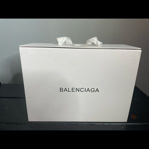 BRAND NEW Balenciaga Button-up cardigan